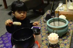 葬儀子供の服装 (8)-min