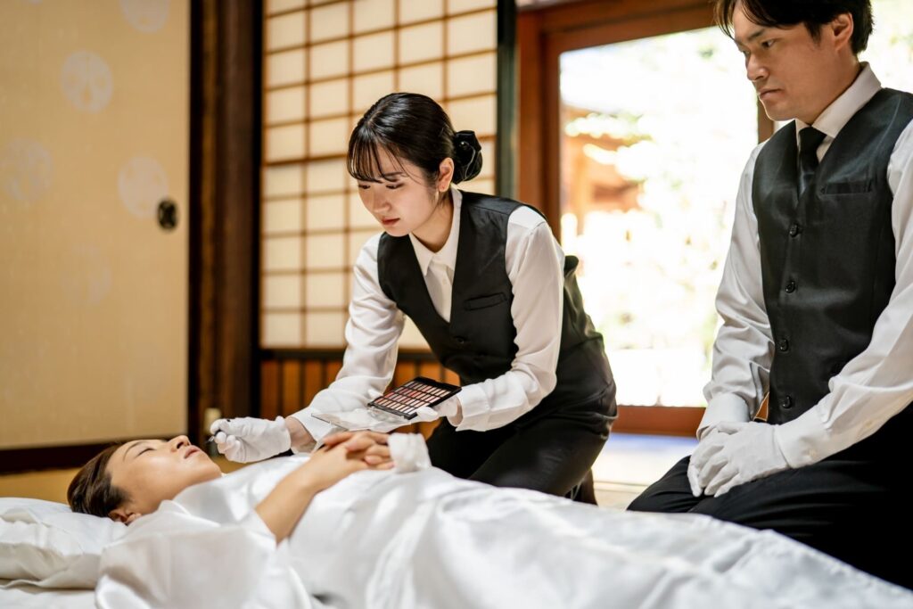 死化粧