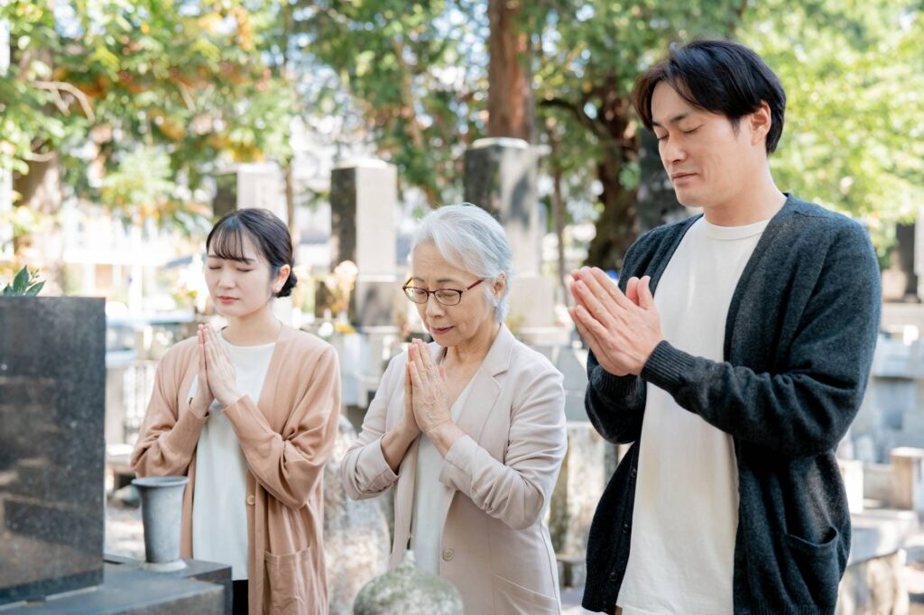 お墓参り