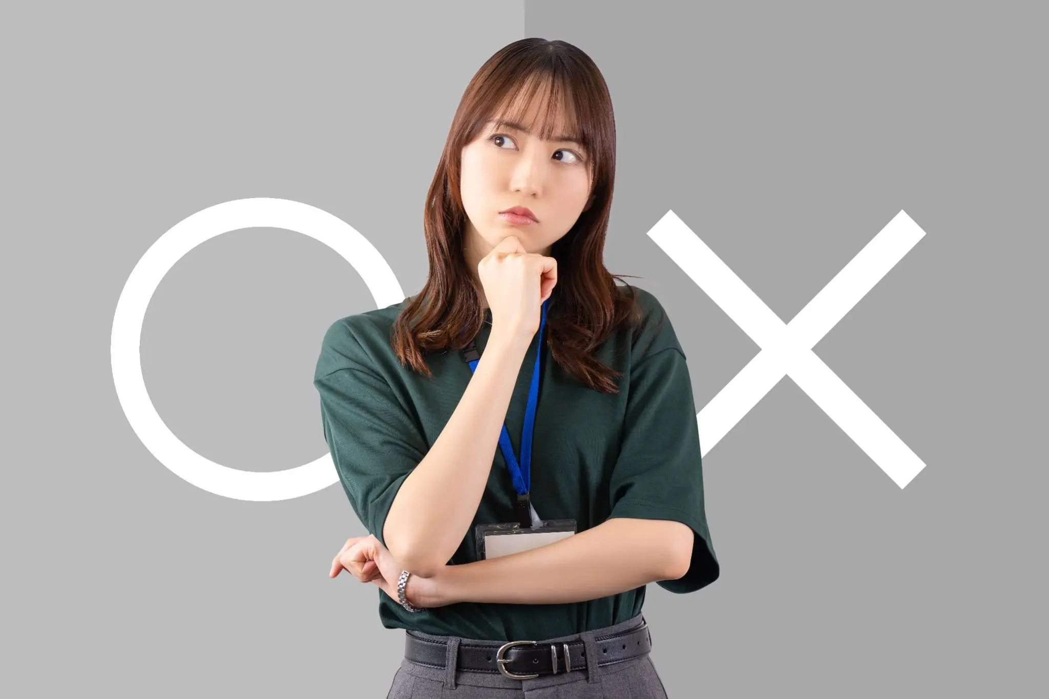 悩む女性